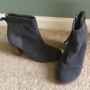 TOMS Bootie size 8